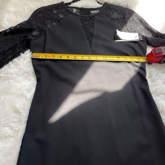 NWT. Guess L/S Back Lace Up Dress Jet Black. - Picture 3 of 9